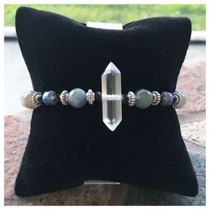 Labradorite crystal bracelet . crystal quartz & labradorite gemstones beads